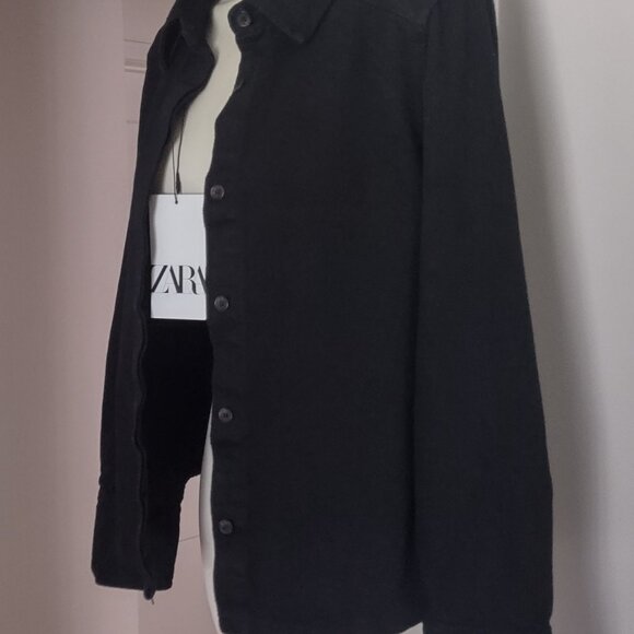 NWT ZARA SLIM DENIM SHIRT ZW COLLECTION - MEDIUM.  Never Worn - Picture 3 of 13